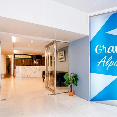 Grand Alpine Hotel Bangkok Exteriér fotografie
