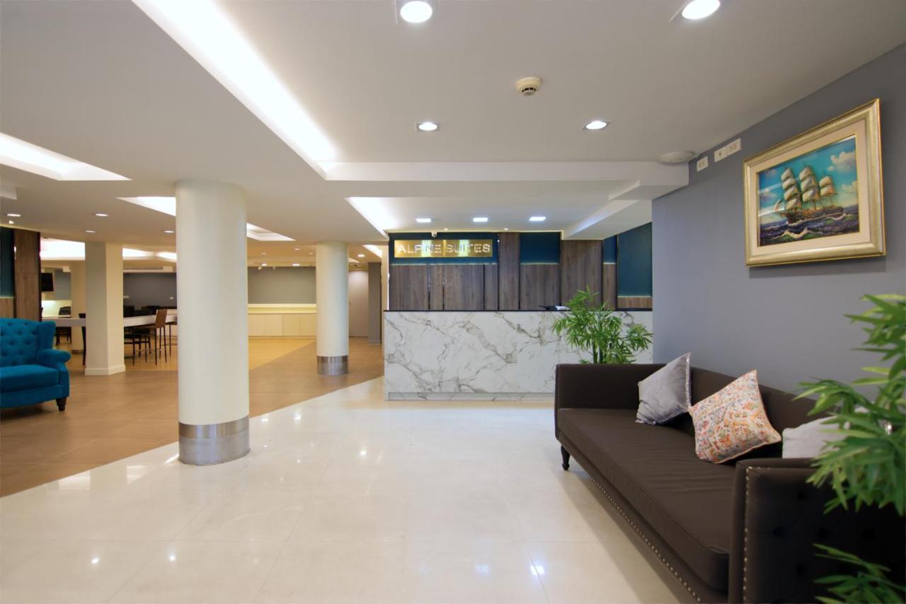 Grand Alpine Hotel Bangkok Exteriér fotografie