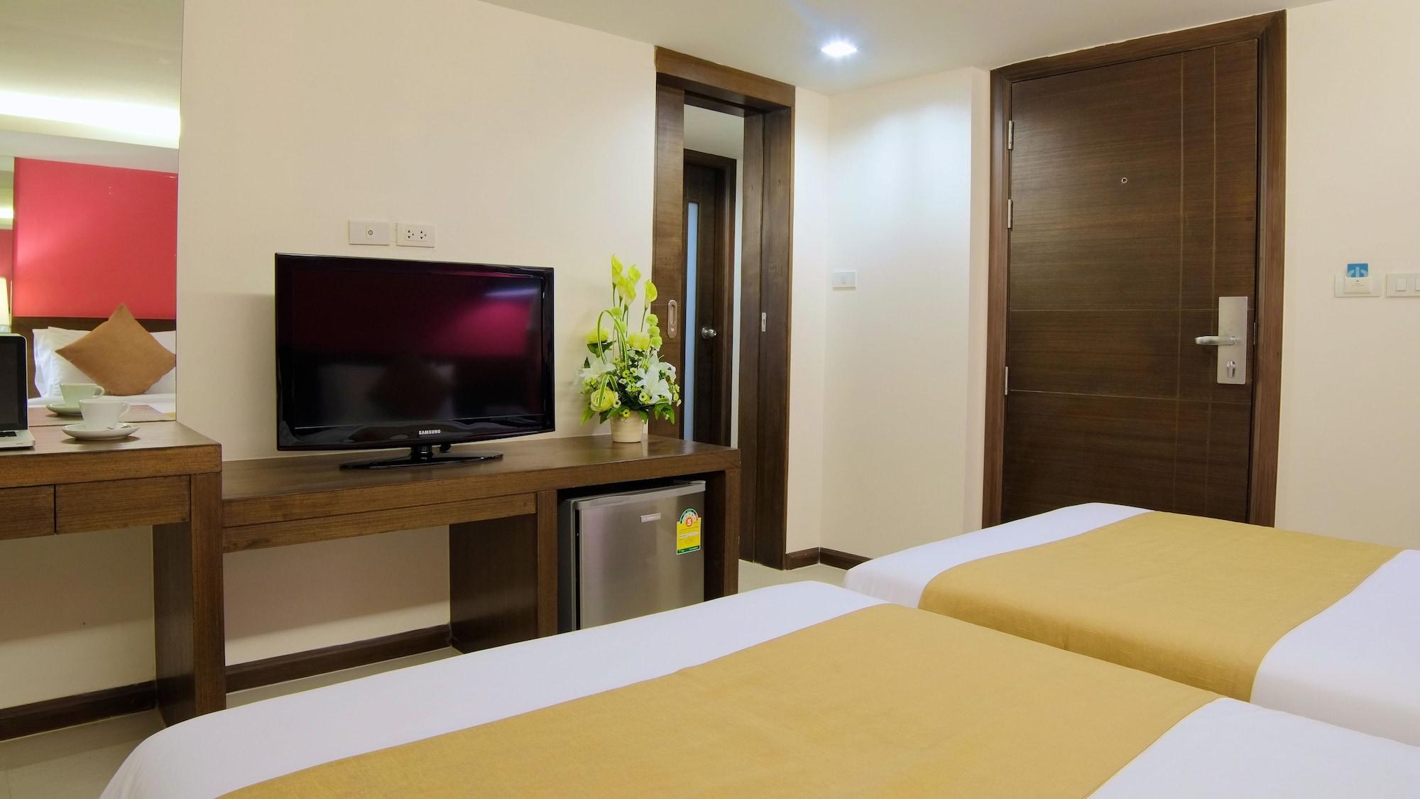 Grand Alpine Hotel Bangkok Exteriér fotografie