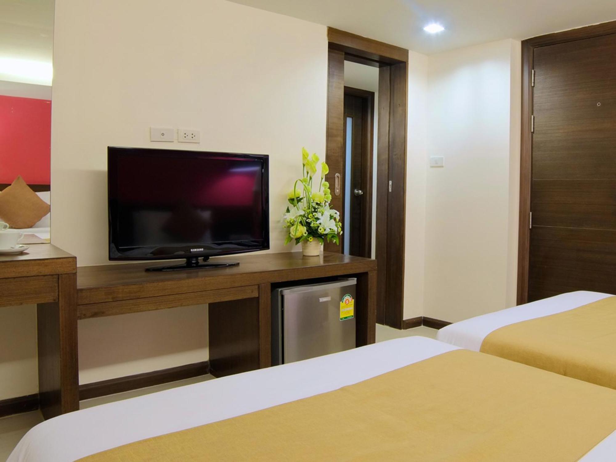 Grand Alpine Hotel Bangkok Exteriér fotografie