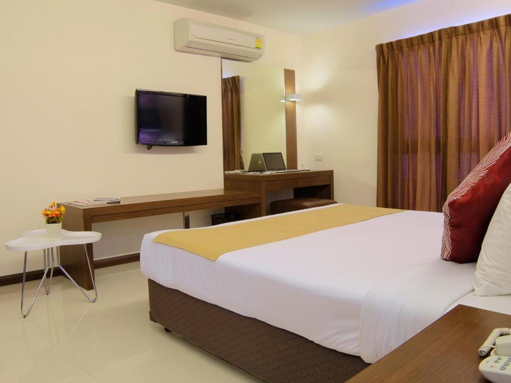 Grand Alpine Hotel Bangkok Exteriér fotografie